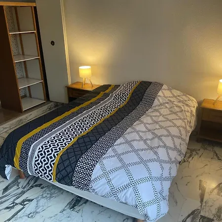 Superbe 3 Pieces Equipe Au Bord De La ! Appartement