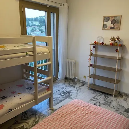 Appartement Superbe 3 Pieces Equipe Au Bord De La ! *